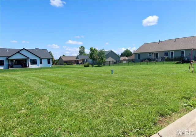 3rd image of 405 Bardswell Dr, Millstadt, IL 62260 | MLS# MIS26014603