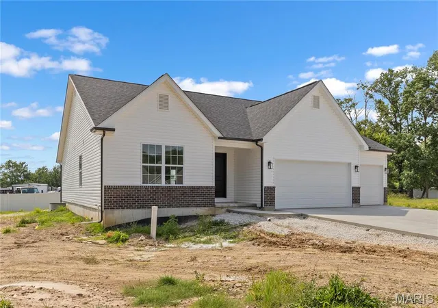 Homes for sale in Maryland Heights, MO | 41 Millwell Dr, Maryland Heights, MO 63043 | MLS# MIS26014676