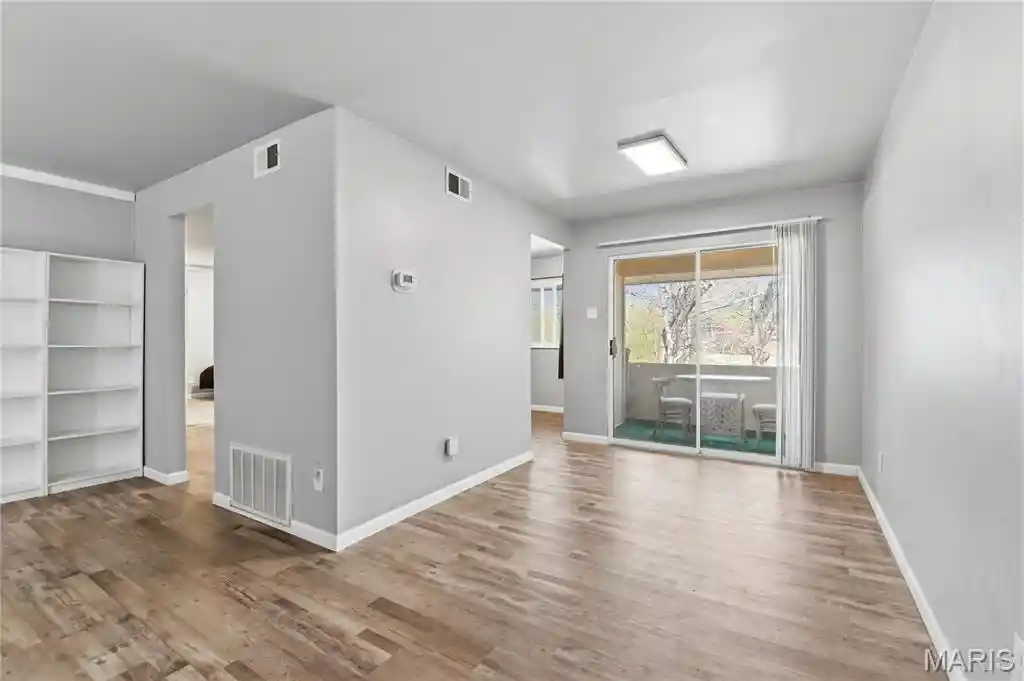 Listing Photo 2 - Condo for sale in 4229 Carrollton Dr located at 4229 Carrollton Dr, Bridgeton, MO 63044 - Unit 4229 Carrollton Dr