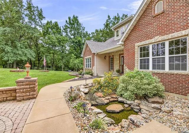 2nd image of 800 Bonhomme Creek Ct, Bonne Terre, MO 63628 | MLS# MIS26014971