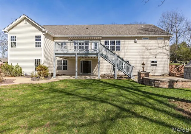 Photo 4 of Single family home for sale at 800 Bonhomme Creek Ct, Bonne Terre, MO 63628 | MLS# MIS26014971 | Listing updated on 2026-09-02