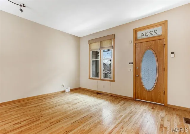 Photo 4 of Townhouse for sale at 2234 Hickory St, St Louis, MO 63104 | MLS# MIS26014984 | Listing updated on 2026-10-27