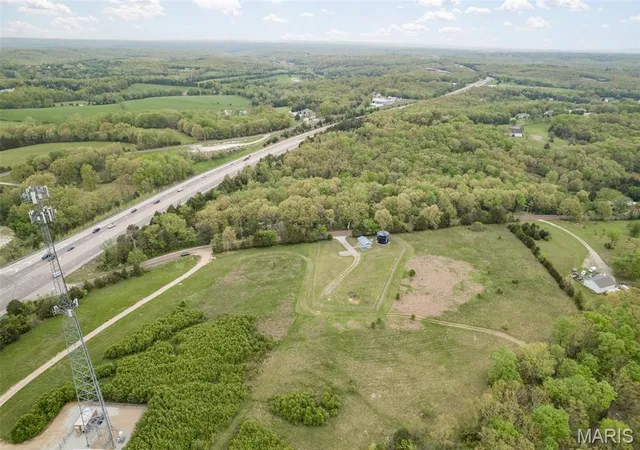 5th image of 4155 Hwy 67, De Soto, MO 63020 | MLS# MIS26015027