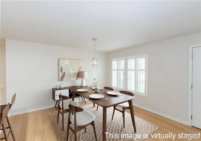 5th image of 39 Ridgeview Circle Ct, Ballwin, MO 63021 | MLS# MIS26015067