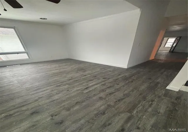 Photo 3 of Single family home for sale at 7214 Harney Ave, Saint Louis, MO 63136 | MLS# MIS26015083 | Listing updated on 2026-05-12