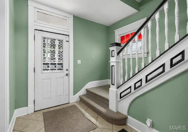 Photo 2 of Single family home for sale at 215 E 8th Street, Alton, IL 62002 | MLS# MIS26015127 | Listing updated on 2026-09-24