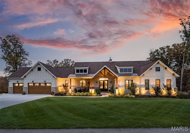 Homes for sale in Troy, MO | 133 Bristol Ridge Dr, Troy, MO 63379 | MLS# MIS26015228
