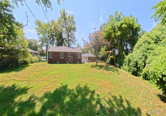 Photo 3 of Single family home for sale at 504 W Fourth St, O Fallon, IL 62269 | MLS# MIS26015321 | Listing updated on 2026-08-22