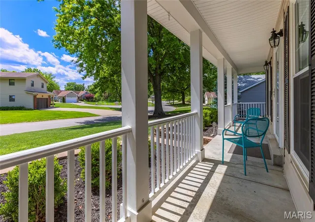 Homes for sale in Lake Saint Louis, MO | 1016 Lafayette Pl, Lake Saint Louis, MO 63367 | MLS# MIS26015331