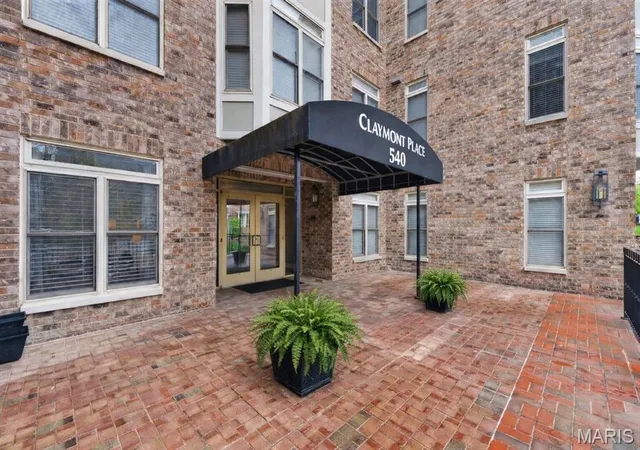 Homes for sale in University City, MO | 540 N And South Rd #103, University City, MO 63130 | MLS# MIS26015334
