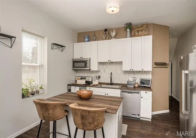 Photo 4 of Single family home for sale at 3943 Ohio Ave, Saint Louis, MO 63118 | MLS# MIS26015403 | Listing updated on 2026-08-31