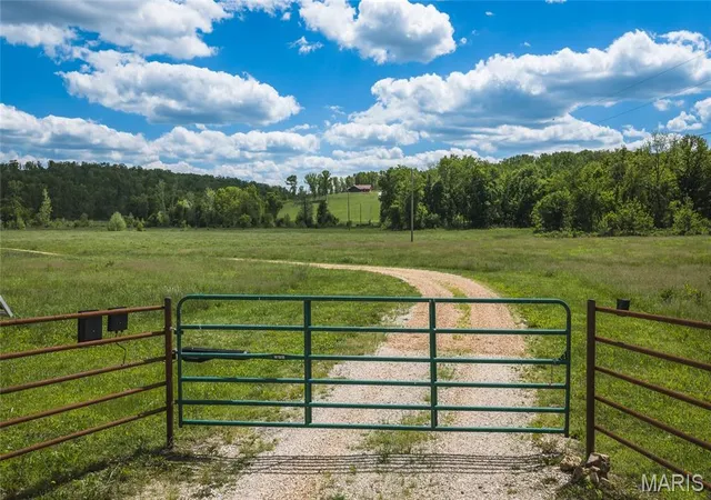 Homes for sale in Steelville, MO | 150 Keysville Rd, Steelville, MO 65565 | MLS# MIS26015417