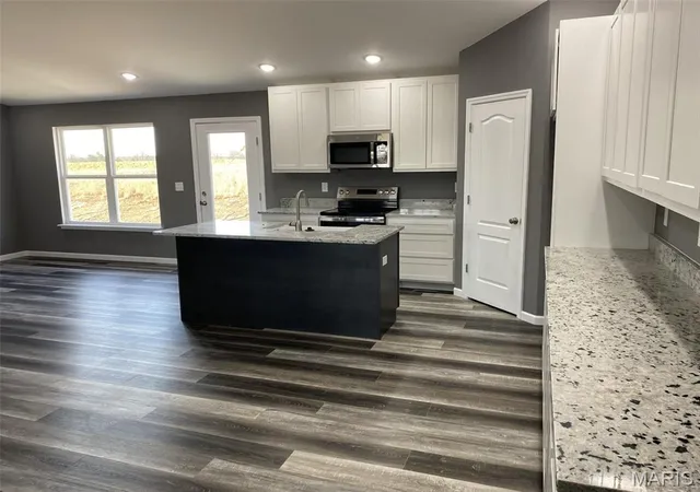 3rd image of 20 Chinkapin Ct, Troy, MO 63379 | MLS# MIS26015570