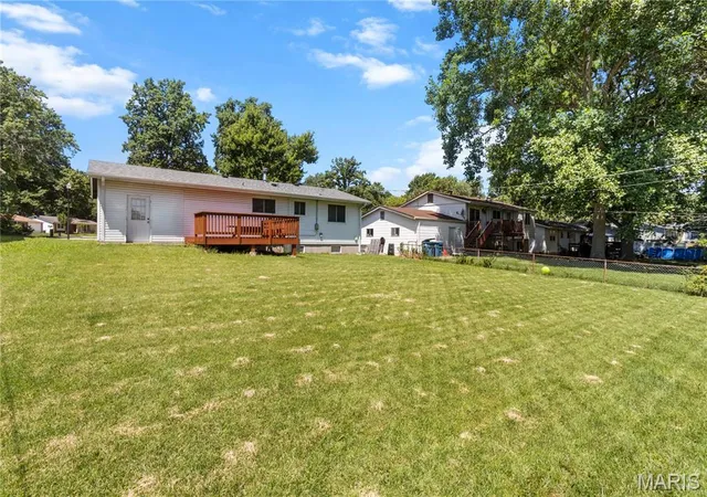 Homes for sale in Maryland Heights, MO | 2500 Wesglen Estates Dr, Maryland Heights, MO 63043 | MLS# MIS26015600