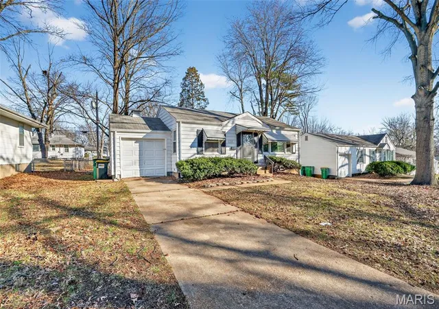 Homes for sale in Saint Louis, MO | 1501 Golden Dr, Saint Louis, MO 63137 | MLS# MIS26015713