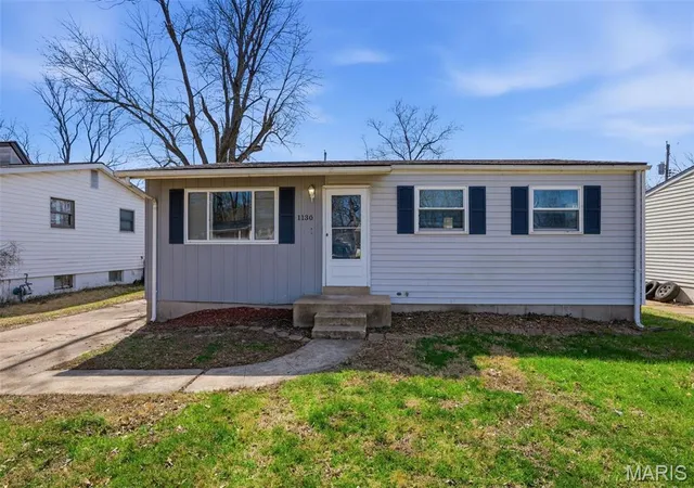 Photo 1 of Sale Pending at 1130 Congress Ave, Saint Louis, MO 63138 | MLS# MIS26015745 | Listing updated on 2026-09-22