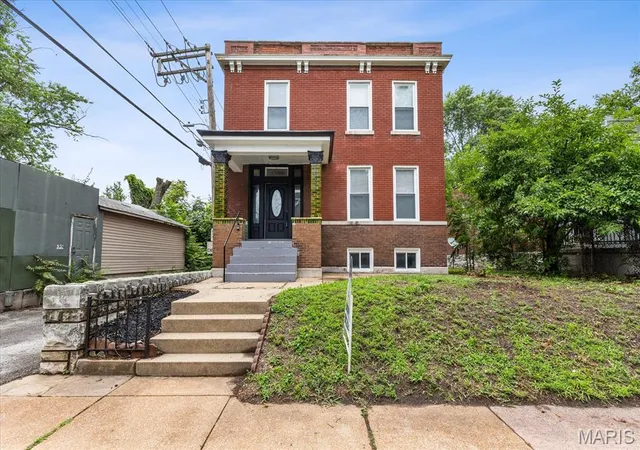 Photo 1 of Single family home for sale at 4273 Juniata St, Saint Louis, MO 63116 | MLS# MIS26015759 | Listing updated on 2026-08-28