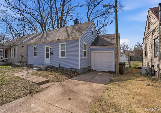 Homes for sale in St. Louis, MO | 449 S Dade Ave, St. Louis, MO 63135 | MLS# MIS26015924