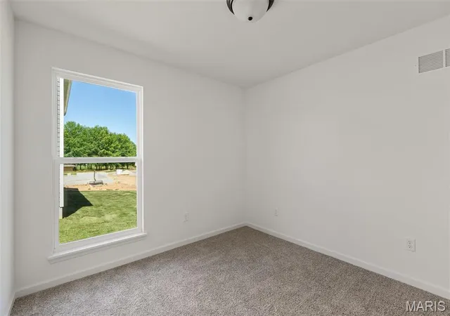Photo 3 of Single family home for sale at 114 Day Lily Ln, Wentzville, MO 63385 | MLS# MIS26016078 | Listing updated on 2026-09-22