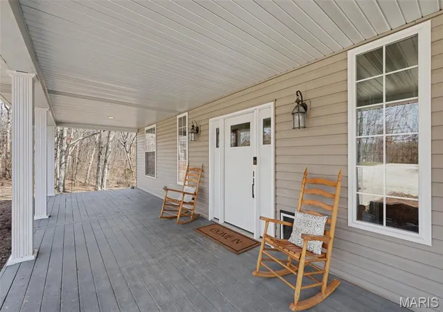 2nd image of 27669 Jackson Ct, Warrenton, MO 63383 | MLS# MIS26016188