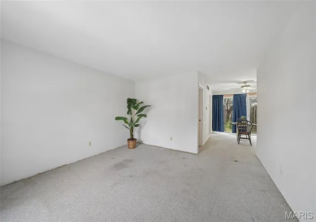 Photo 3 of Townhouse for sale at 140 Burtonwood Dr, Ballwin, MO 63011 | MLS# MIS26016295 | Listing updated on 2026-10-06