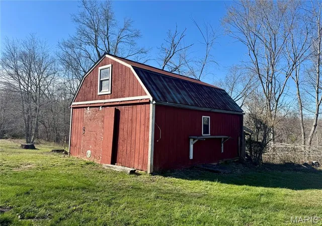 Photo 4 of Single family home for sale at 31098 State Hwy 51, Marble Hill, MO 63764 | MLS# MIS26016311 | Listing updated on 2026-09-23