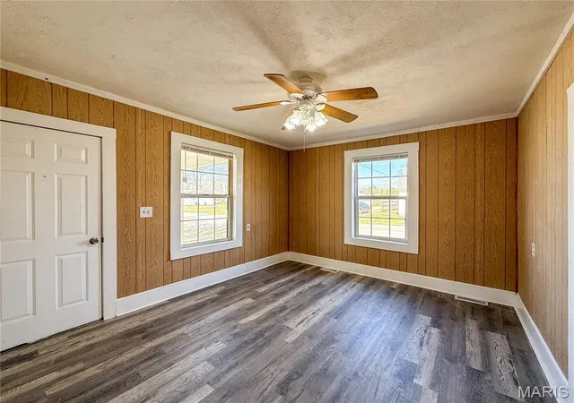 Homes for sale in Poplar Bluff, MO | 2202 Mangold St, Poplar Bluff, MO 63901 | MLS# MIS26016429