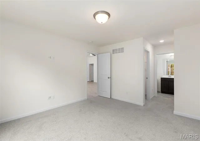 5th image of 3860 Basalt Ct, Florissant, MO 63031 | MLS# MIS26016494
