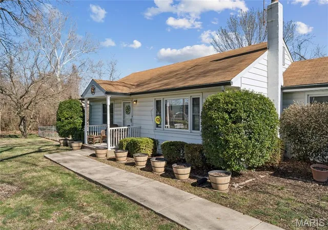 5th image of 2275 Charbonier Rd, Florissant, MO 63031 | MLS# MIS26016592