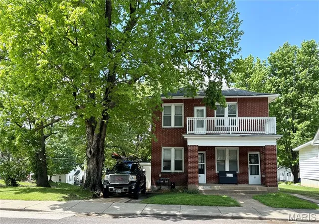 Photo 1 of Multi family home for sale at 213 Macarthur St, Washington, MO 63090 | MLS# MIS26016620 | Listing updated on 2026-09-04