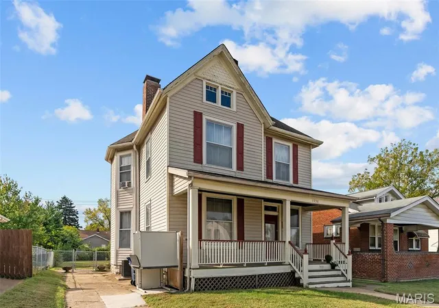 Photo 3 of Single family home for sale at 7038 Pernod Ave, Saint Louis, MO 63139 | MLS# MIS26016724 | Listing updated on 2026-07-19