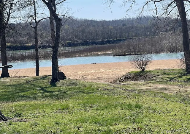 Photo 3 of Single family home for sale at 252 Trails End Wy, Doniphan, MO 63935 | MLS# MIS26016783 | Listing updated on 2026-04-14