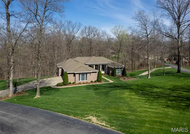 Photo 3 of Single family home for sale at 316 Flagstone Dr, Cape Girardeau, MO 63701 | MLS# MIS26016788 | Listing updated on 2026-08-25