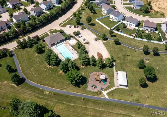 Photo 3 of Single family home for sale at 755 Seagate Dr, O'fallon, IL 62269 | MLS# MIS26016878 | Listing updated on 2026-10-05