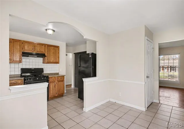 5th image of 11786 Macrinus Dr, Florissant, MO 63033 | MLS# MIS26016943