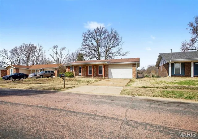 2nd image of 4393 Caracalla Dr, Florissant, MO 63033 | MLS# MIS26016944