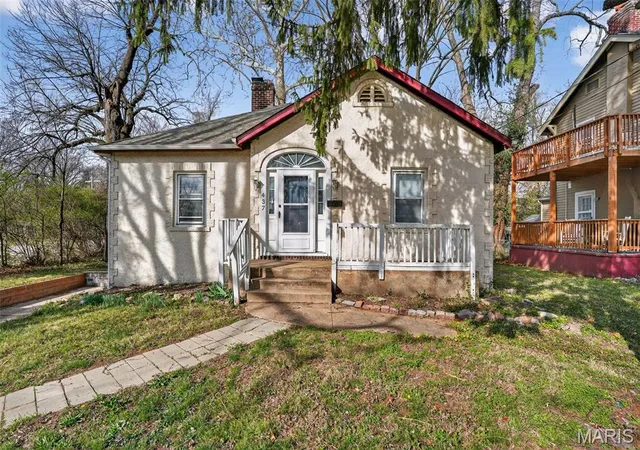 1st image of 437 S Clark Ave, Saint Louis, MO 63135 | MLS# MIS26016966