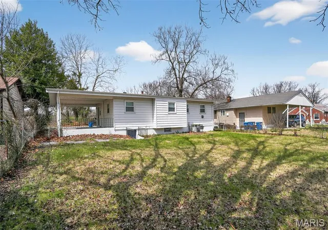 5th image of 10058 Jeffrey Dr, St Louis, MO 63137 | MLS# MIS26016977