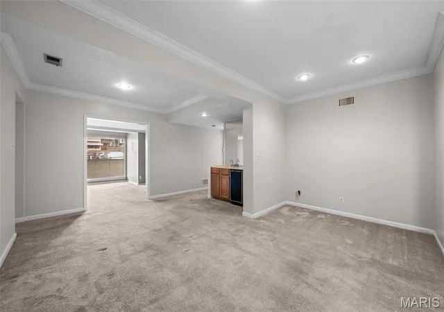 Photo 4 of Condo for sale at 250 S Brentwood Blvd #1F, Saint Louis, MO 63105 | MLS# MIS26017011 | Listing updated on 2026-10-27