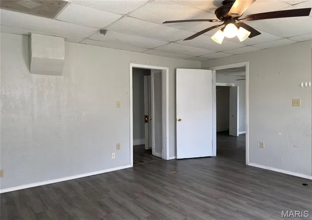 Photo 3 of Sale Pending at 918 Bloomfield St, Cape Girardeau, MO 63703 | MLS# MIS26017091 | Listing updated on 2026-09-13