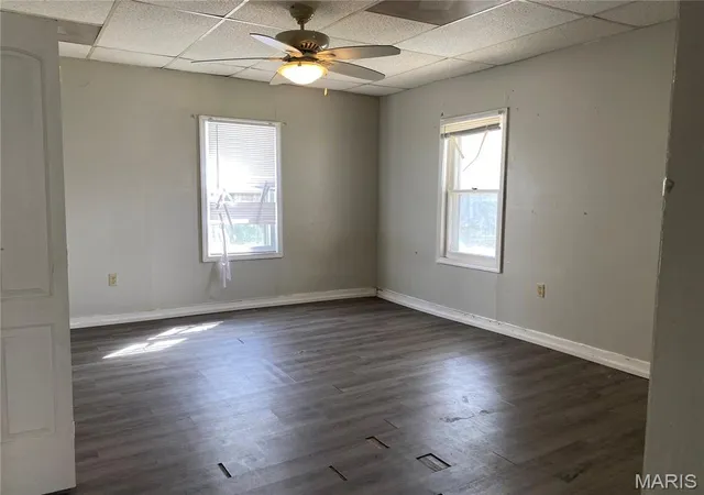 Photo 4 of Sale Pending at 918 Bloomfield St, Cape Girardeau, MO 63703 | MLS# MIS26017091 | Listing updated on 2026-09-13