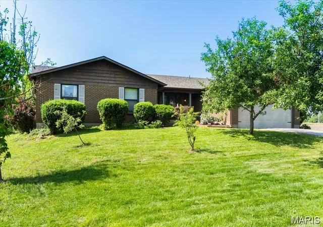 2nd image of 18668 Olive Street Rd, Chesterfield, MO 63005 | MLS# MIS26017110