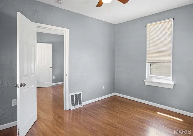 Photo 3 of Sale Pending at 6566 Joseph Ave, Saint Louis, MO 63133 | MLS# MIS26017159 | Listing updated on 2026-09-06