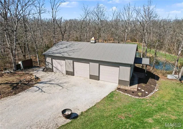 Photo 3 of Single family home for sale at 20 Dumont Ct, Foristell, MO 63348 | MLS# MIS26017162 | Listing updated on 2026-07-01