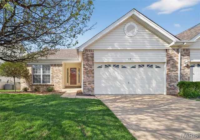 Photo 1 of Single family home for sale at 12 Shimmering Lake Ct, Saint Charles, MO 63301 | MLS# MIS26017184 | Listing updated on 2026-07-31