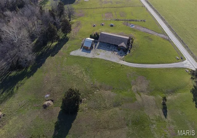 Homes for sale in St James, MO | 24701 County Road 434, St James, MO 65559 | MLS# MIS26017193
