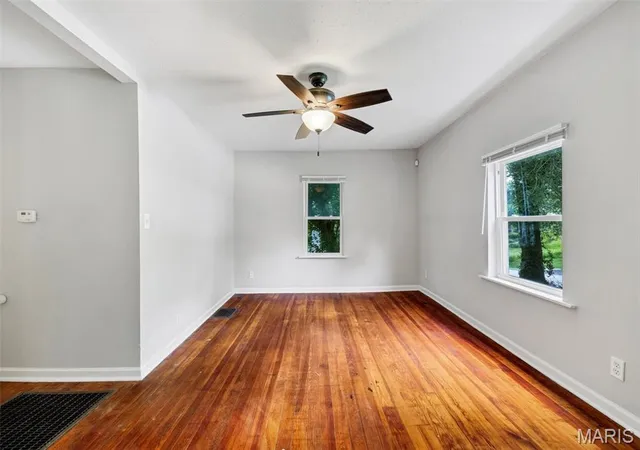 5th image of 426 Bluff Dr, Saint Louis, MO 63137 | MLS# MIS26017201