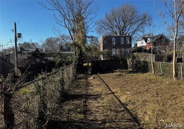 18th image of 3735 Wisconsin Ave, St Louis, MO 63118 | MLS# MIS26017205