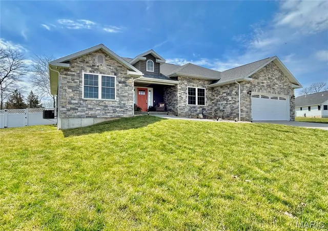 Homes for sale in Rolla, MO | 12200 Country Oaks Dr, Rolla, MO 65401 | MLS# MIS26017269