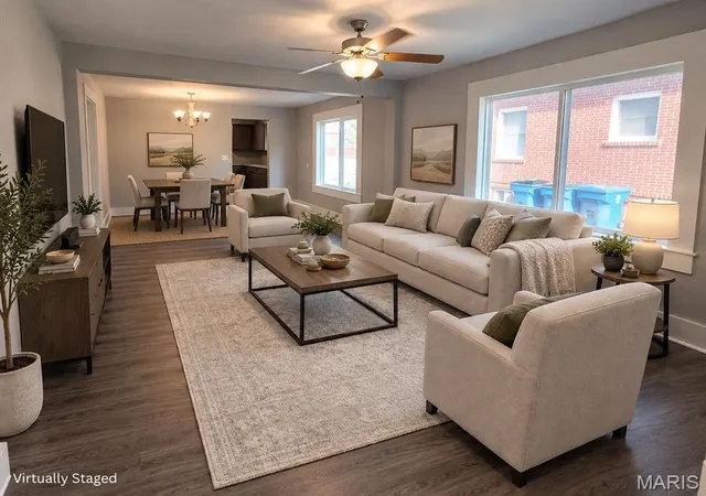 Photo 4 of Single family home for sale at 202 Wisconsin Ave, Alton, IL 62002 | MLS# MIS26017304 | Listing updated on 2026-10-01